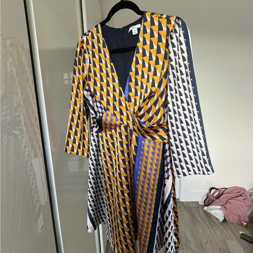 Bar III Yellow and Black Triangle Pattern Dress